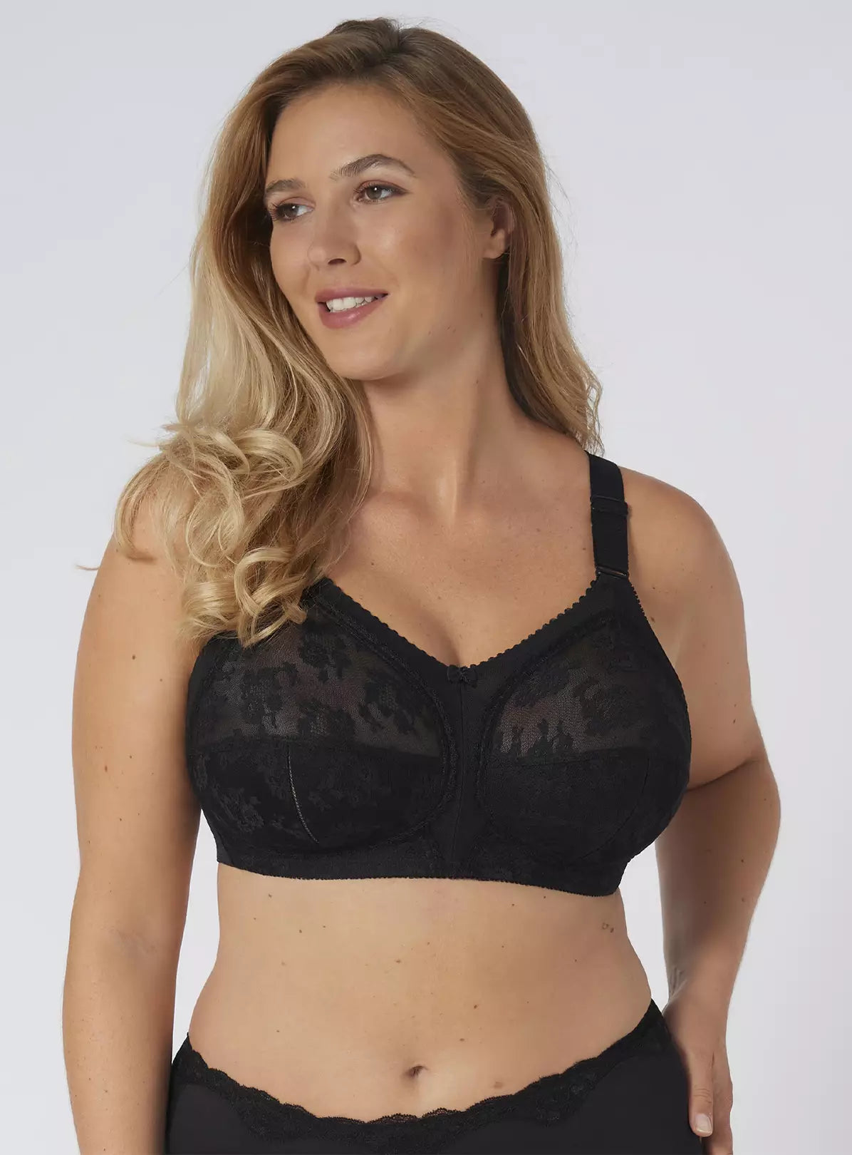  TRIUMPH Black Doreen Bra 46B