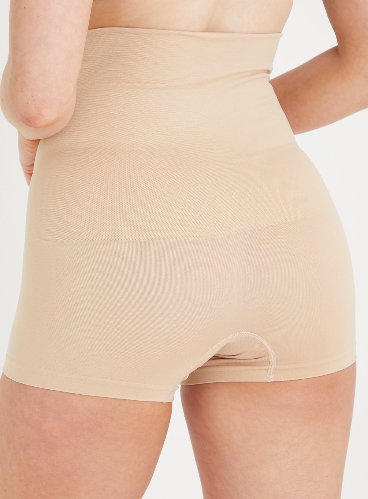  Smoothform™ Long-Leg Firm Control Shapewear Shorts 2 Pack 20-22
