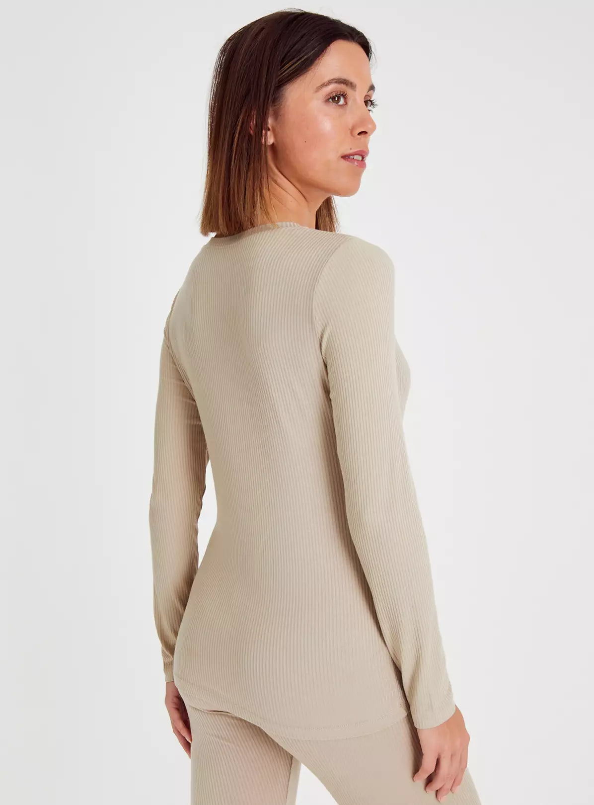  Heat Active Oatmeal Medium Warmth Thermal Henley Top 22