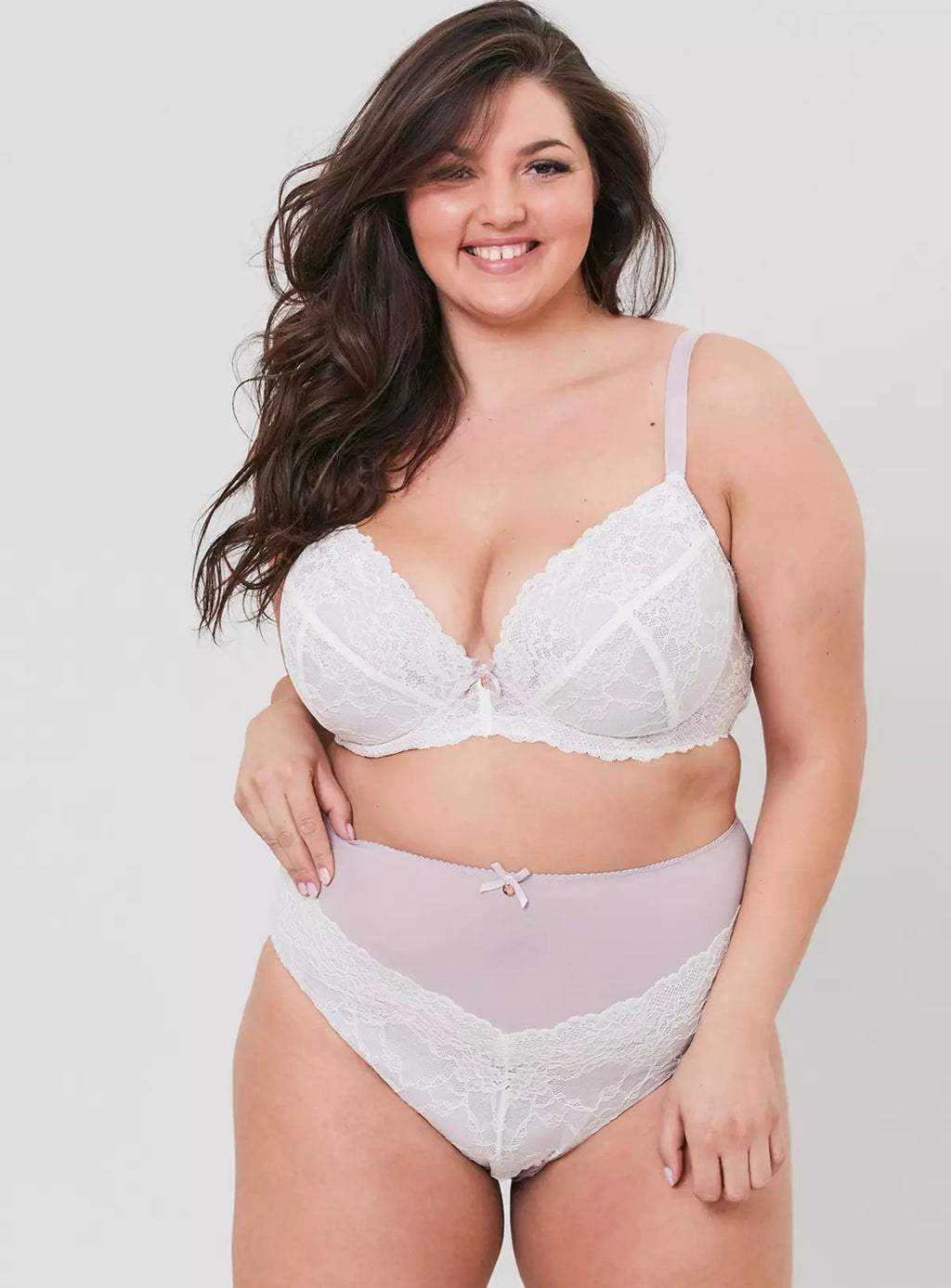  OOLA LINGERIE Tonal Lace Padded Plunge Bra 38F