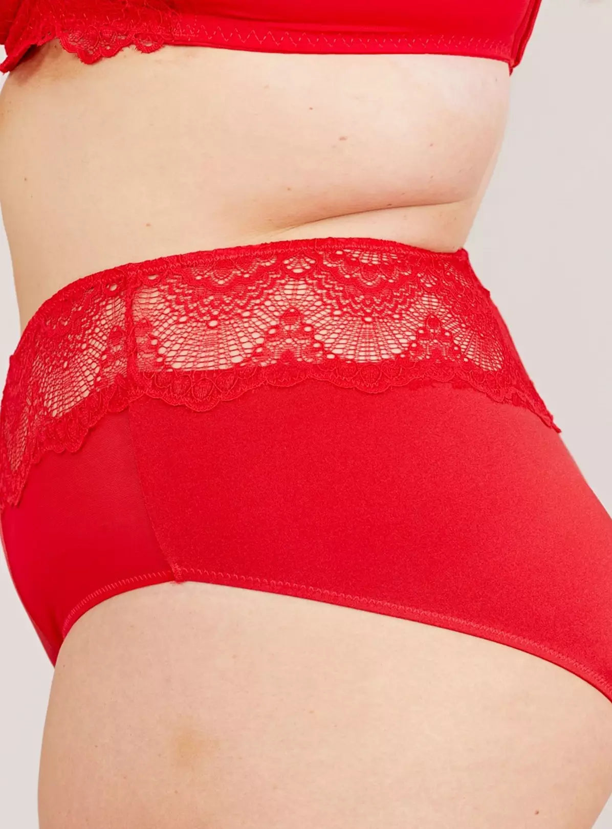  OOLA LINGERIE Fan Lace High Waist Light Control Brief 26-28