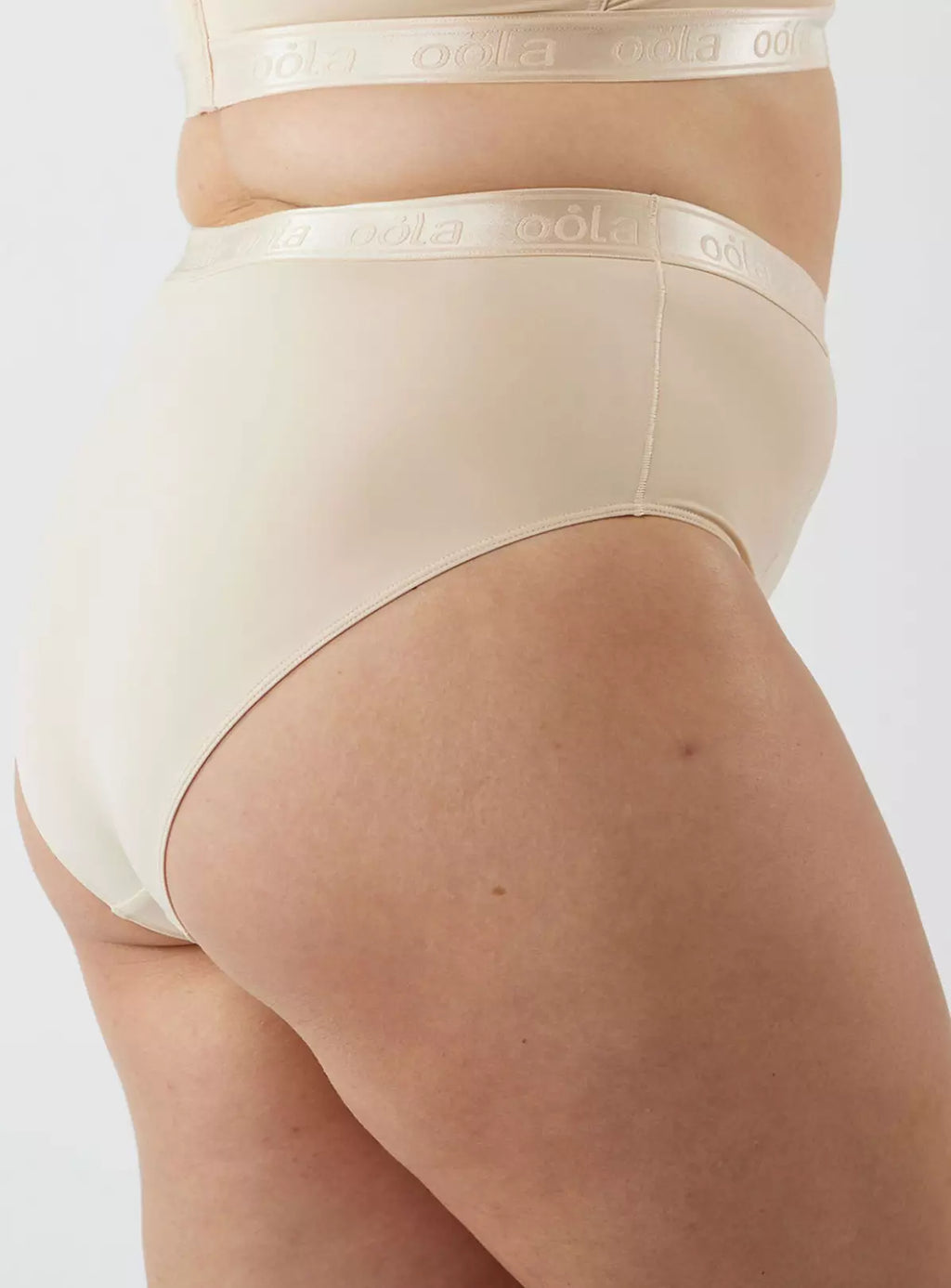  OOLA LINGERIE Control High Waist Brief 22-24